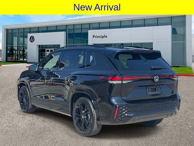 2025 Volkswagen Tiguan SE R-Line Black photo 4