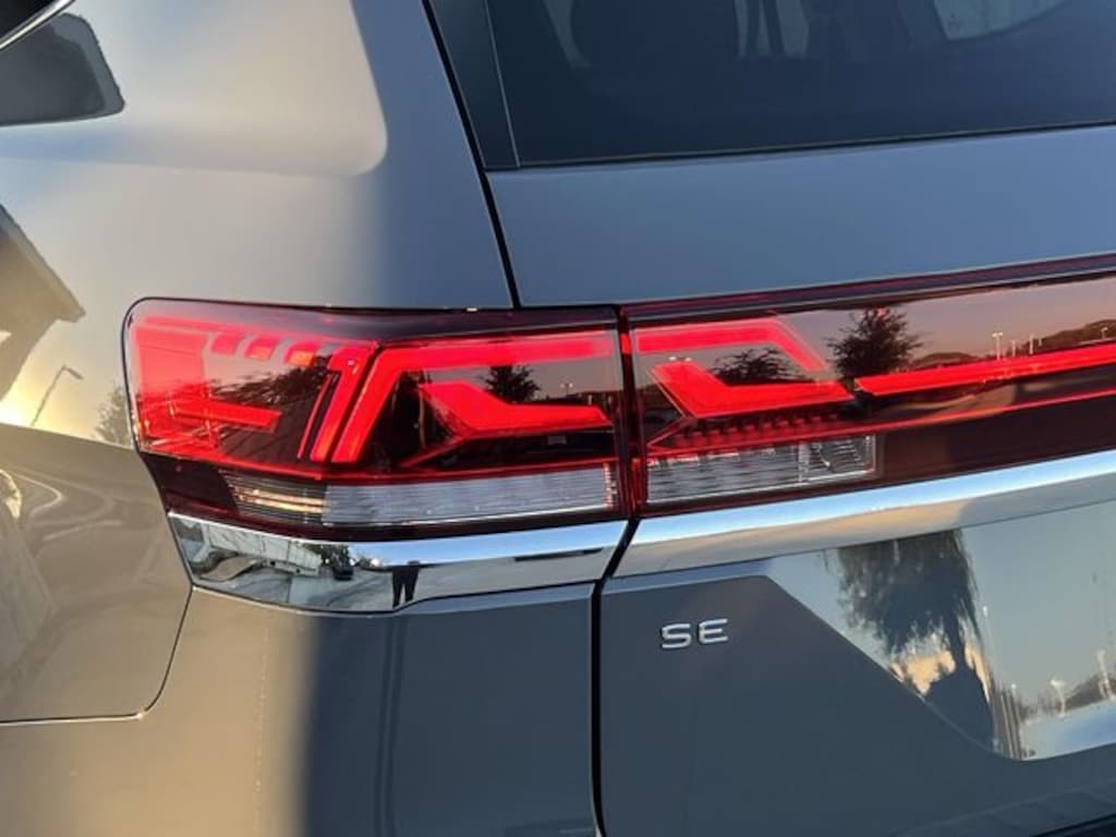 New 2026 Volkswagen Atlas 2.0T SE w/Technology SUV