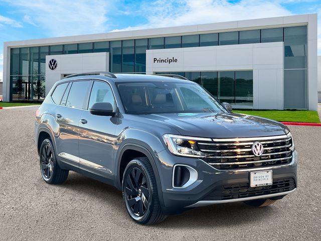 2026 Volkswagen Atlas SE Technology photo 2