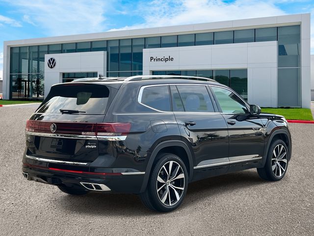 2024 Volkswagen Atlas SEL Premium R-Line photo 3