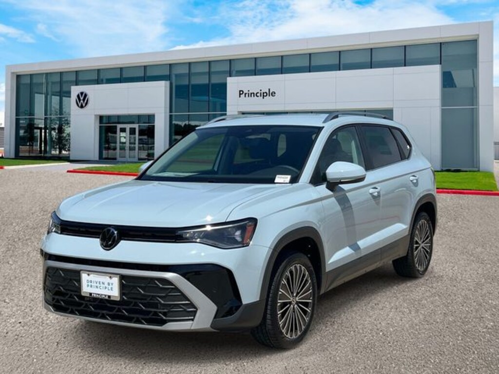 New 2026 Volkswagen Taos 1.5T SE SUV