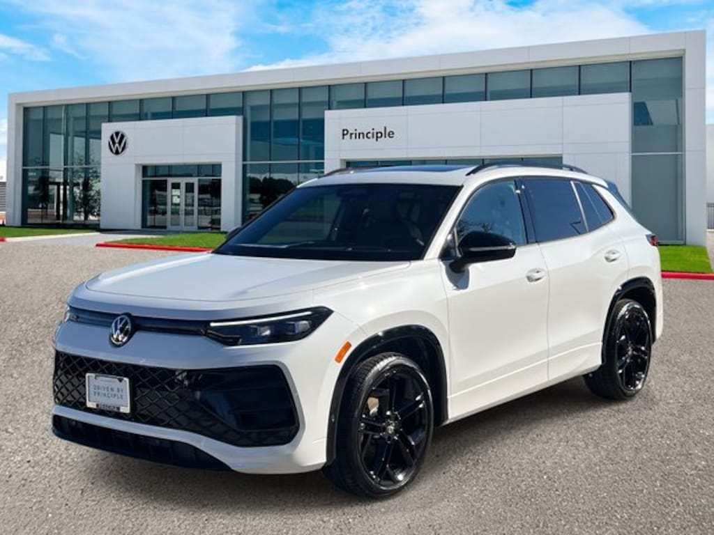 New 2026 Volkswagen Tiguan 2.0T SE SUV