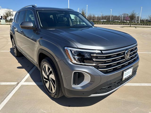 2025 Volkswagen Atlas SEL photo 3