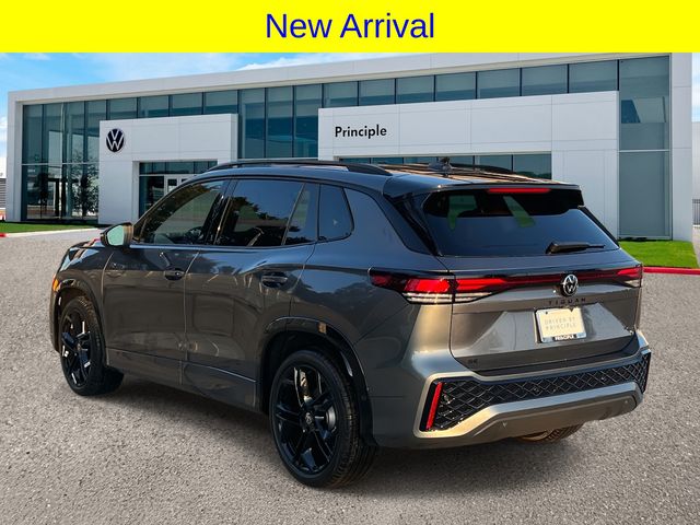 2025 Volkswagen Tiguan SE R-Line Black photo 4