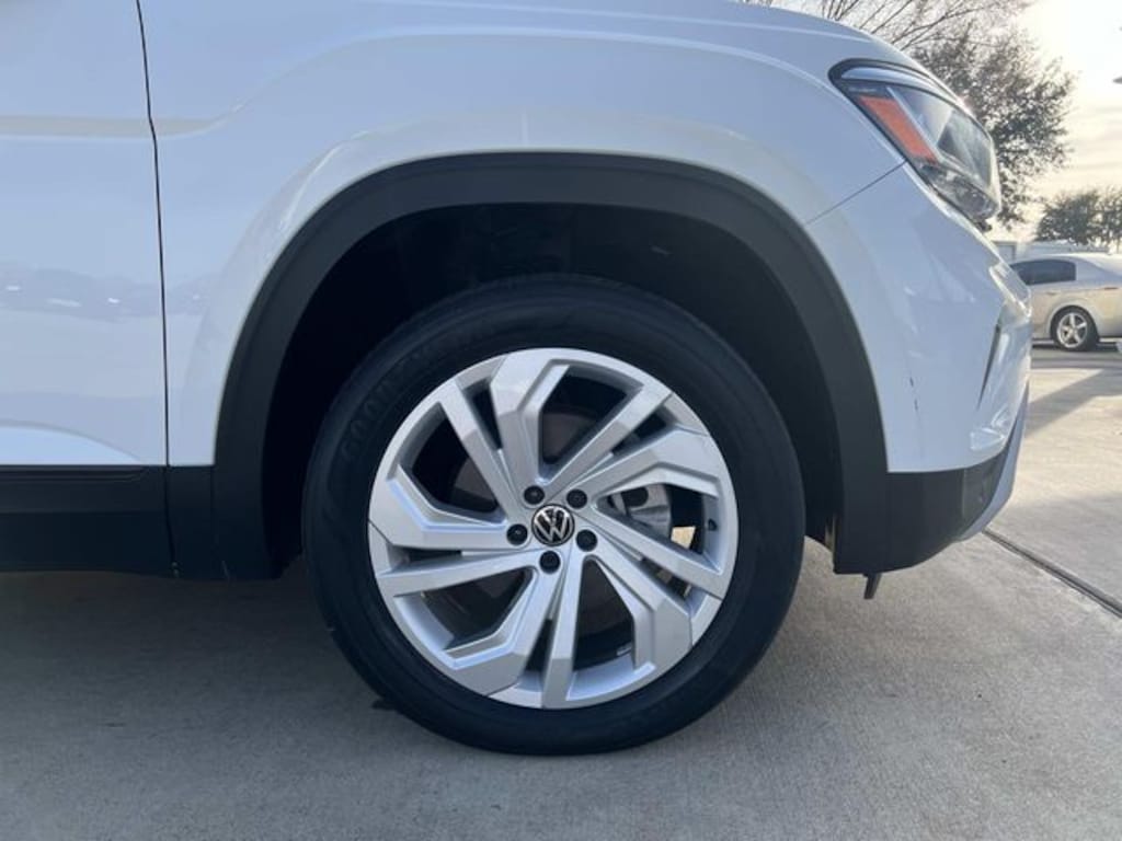 Used 2021 Volkswagen Atlas 3.6L V6 SE w/Technology 4MOTION SUV