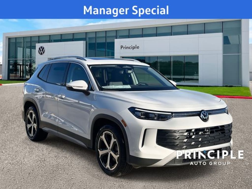 New 2026 Volkswagen Tiguan SE SUV