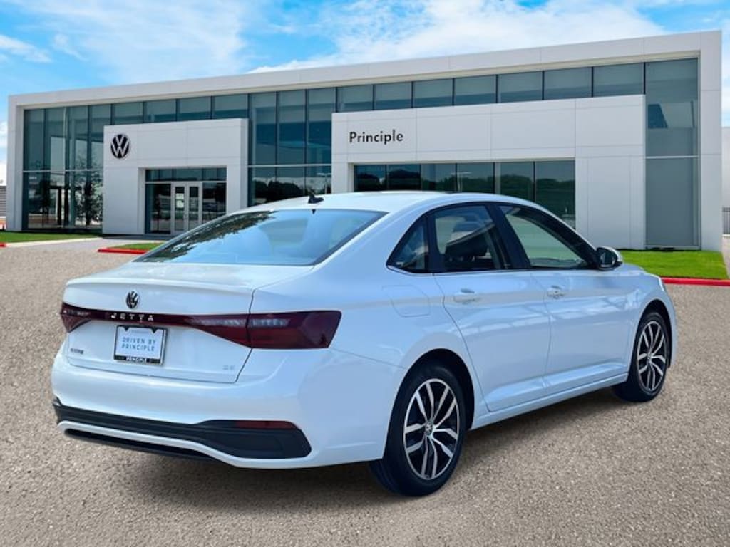 New 2026 Volkswagen Jetta 1.5T SE Sedan