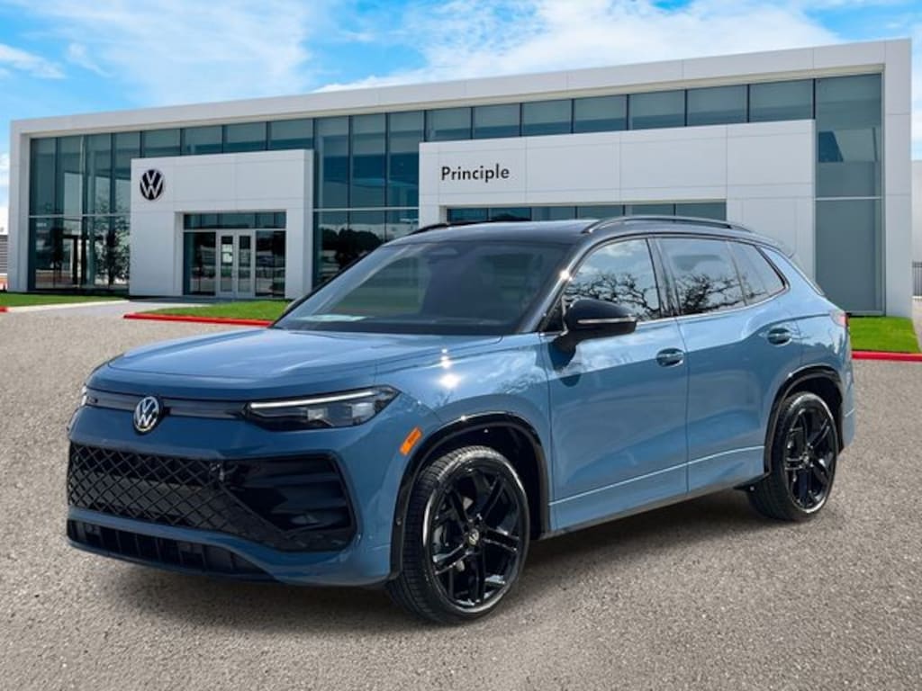 New 2026 Volkswagen Tiguan SE R-Line Black SUV
