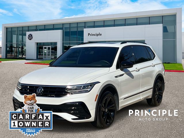 2024 Volkswagen Tiguan 2.0T SE R-Line Black's photo