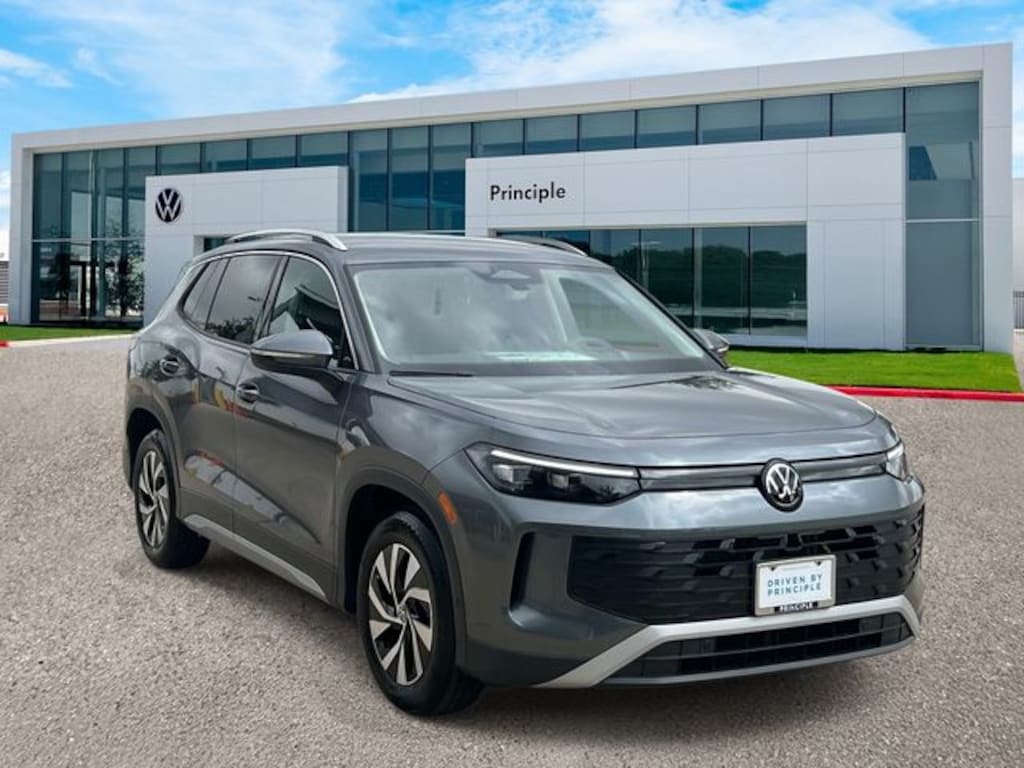 New 2026 Volkswagen Tiguan S SUV