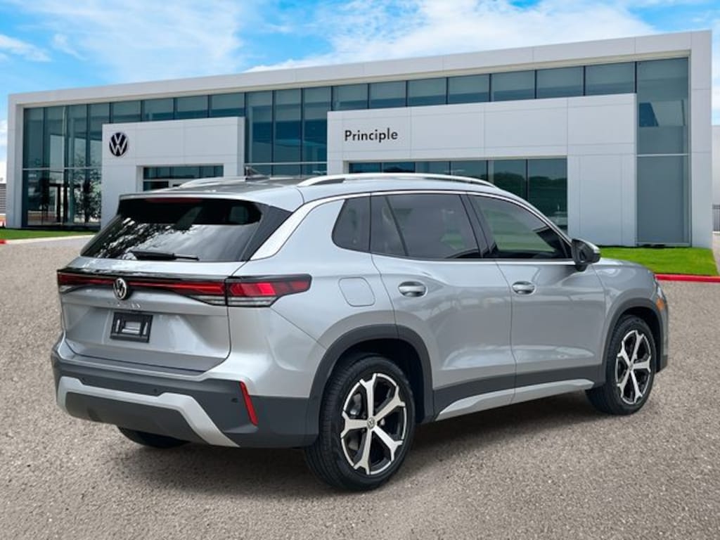 New 2026 Volkswagen Tiguan 2.0T SE SUV