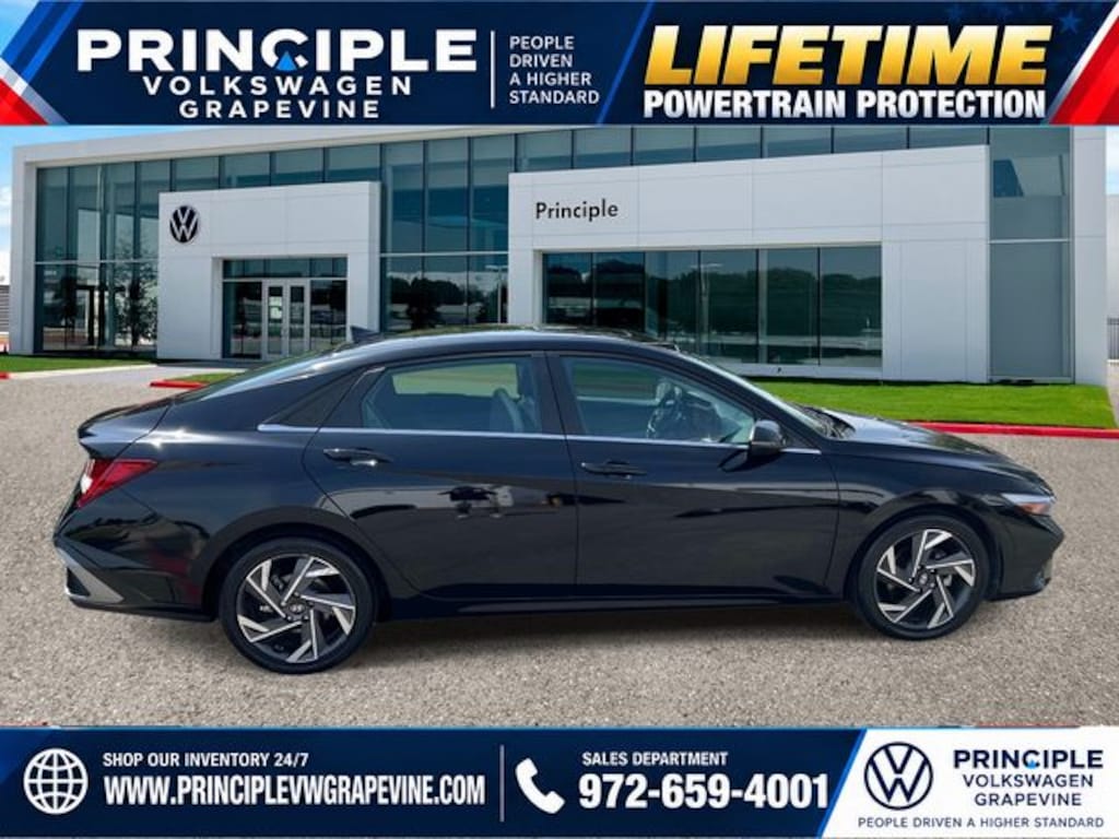 Used 2025 Hyundai Elantra Limited Sedan