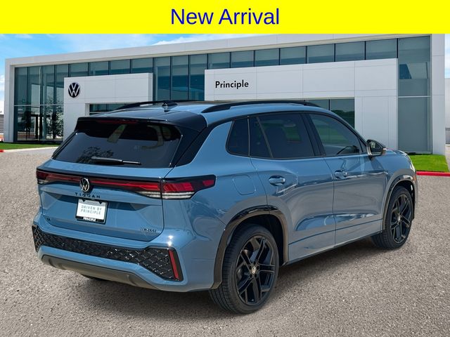 2025 Volkswagen Tiguan SE R-Line Black photo 3