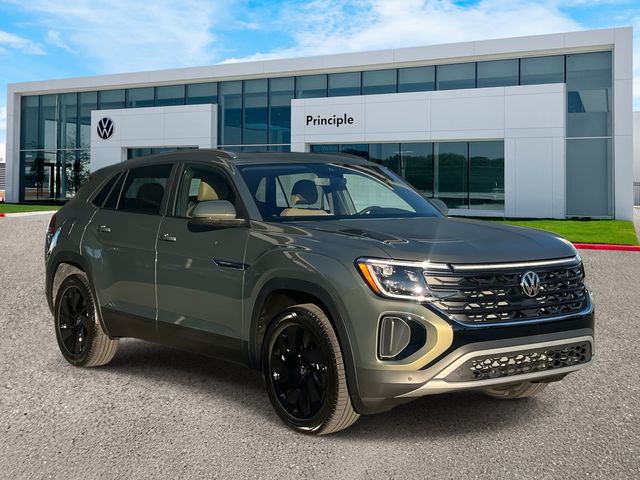 2026 Volkswagen Atlas Cross Sport SE Technology photo 2