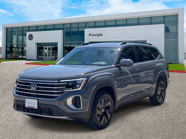 New 2026 Volkswagen Atlas SE w/Technology