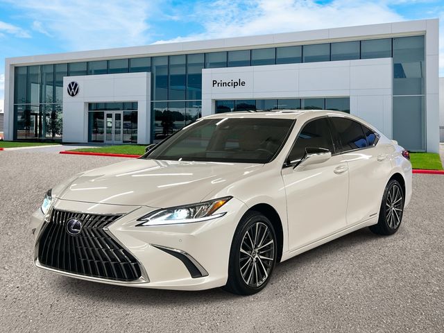 2022 Lexus ES Base's photo