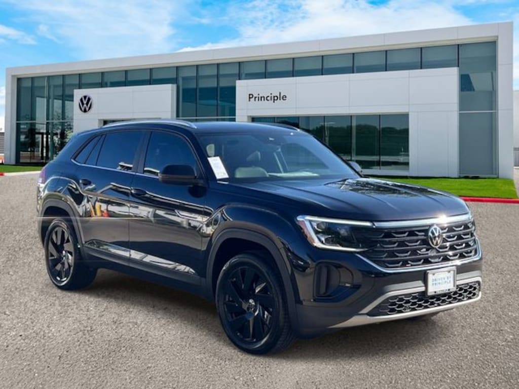 New 2026 Volkswagen Atlas Cross Sport SE w/Technology SUV