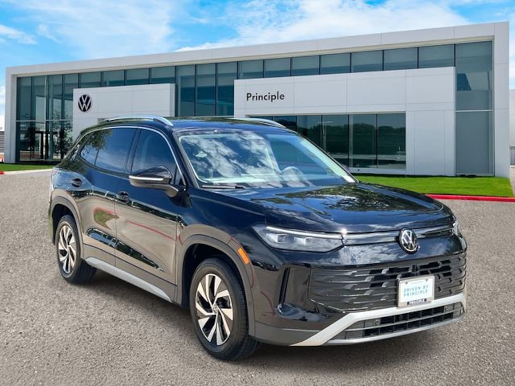 New 2026 Volkswagen Tiguan 2.0T S SUV