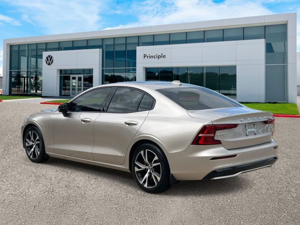 Used 2024 Volvo S60 B5 Core Dark Sedan