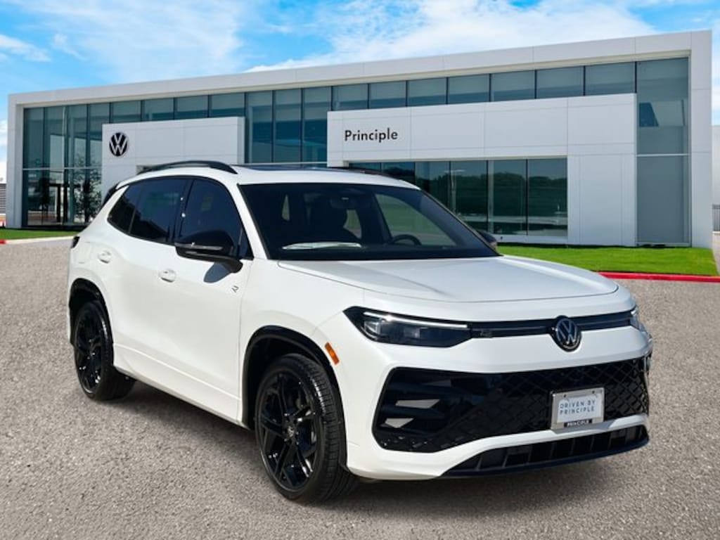 New 2026 Volkswagen Tiguan 2.0T SE R-Line Black SUV