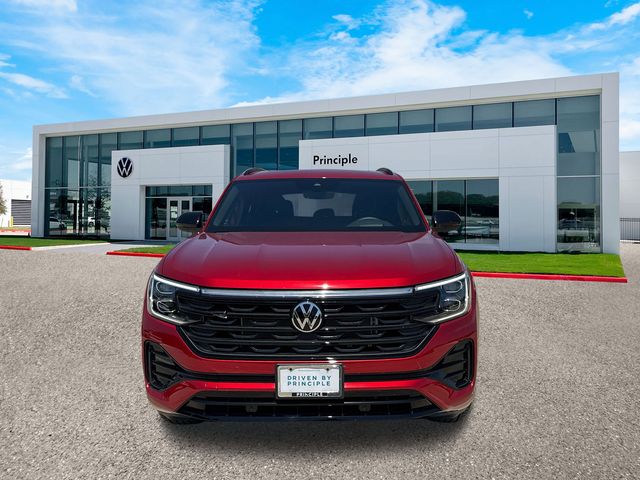 2025 Volkswagen Atlas Cross Sport SEL R-Line photo 2