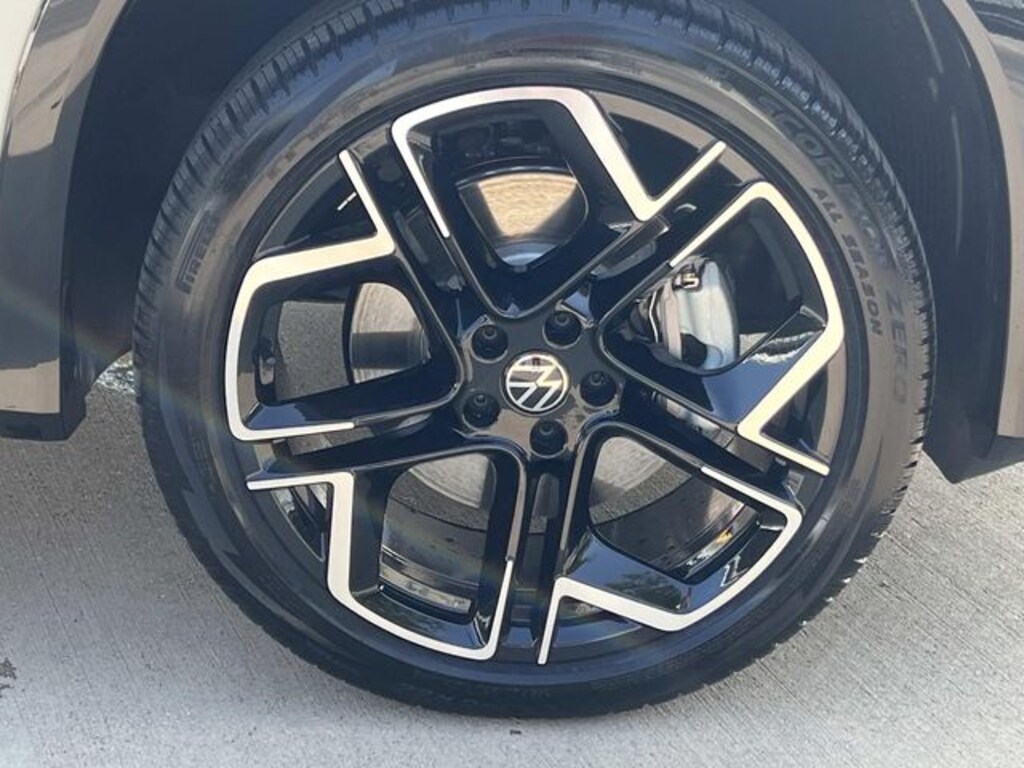 New 2026 Volkswagen Tiguan 2.0T SEL R-Line Turbo SUV