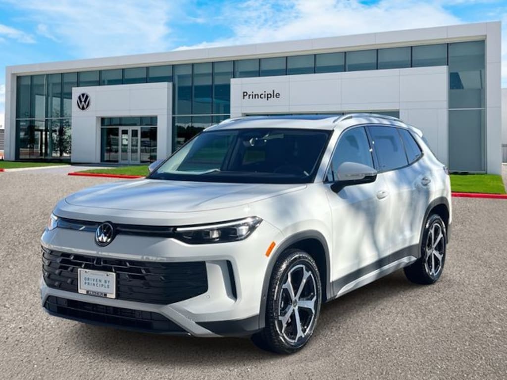 New 2026 Volkswagen Tiguan 2.0T SE SUV