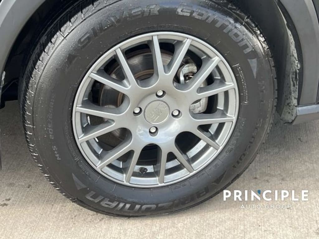 Used 2021 Nissan Kicks S SUV