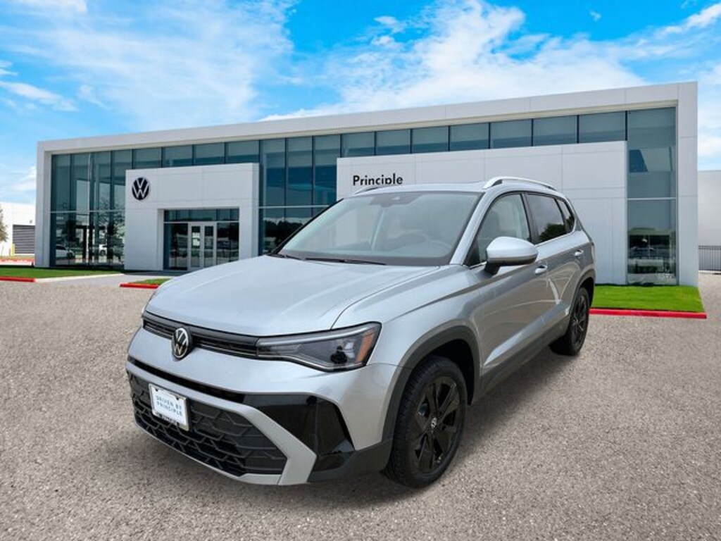 New 2025 Volkswagen Taos 1.5T SE SUV