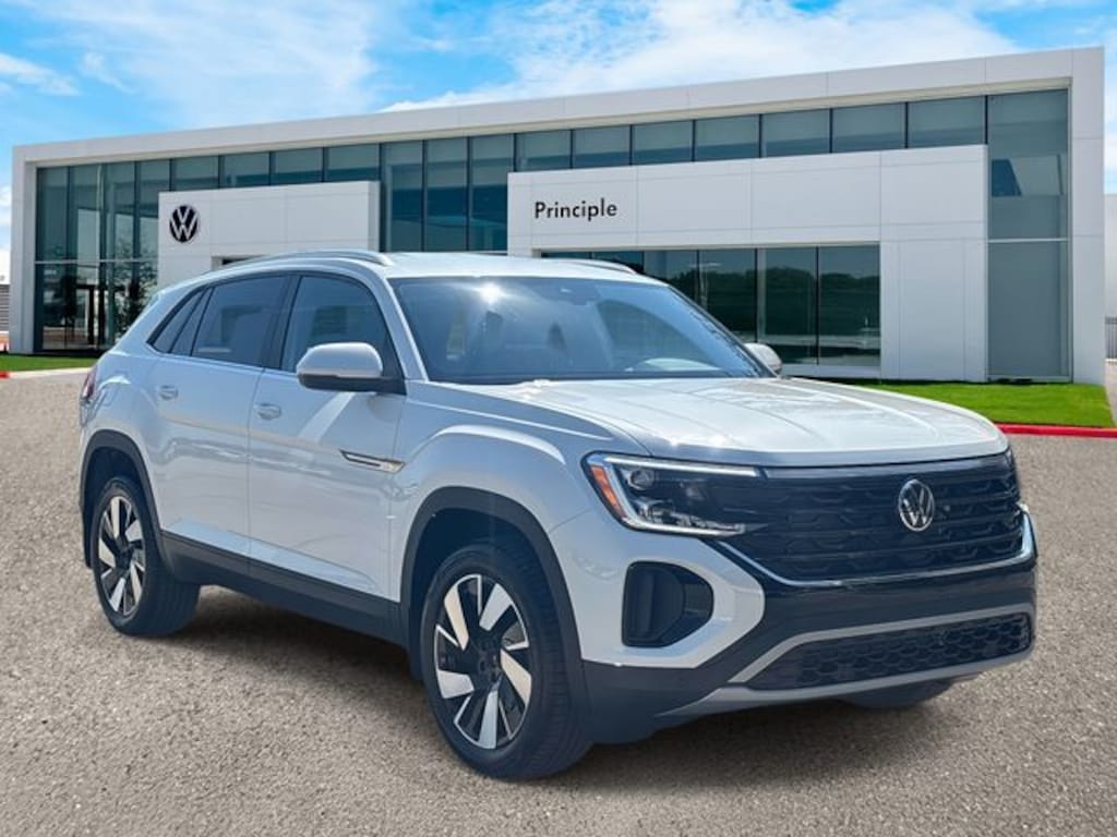 New 2026 Volkswagen Atlas Cross Sport 2.0T SE w/Technology SUV