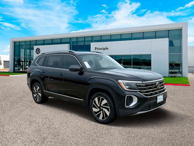 2025 Volkswagen Atlas SEL photo 3