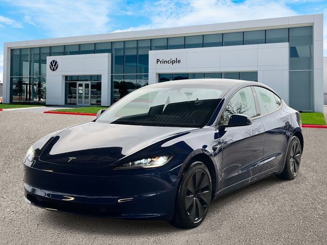 2025 Tesla Model 3 Performance's photo