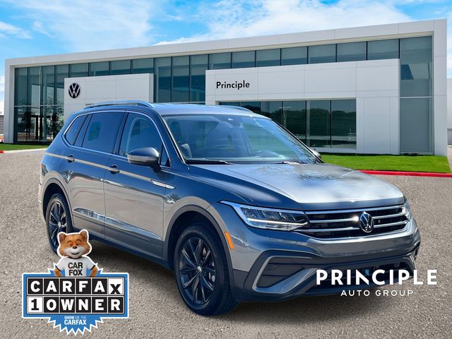 2024 Volkswagen Tiguan SE Wolfsburg Edition photo 2
