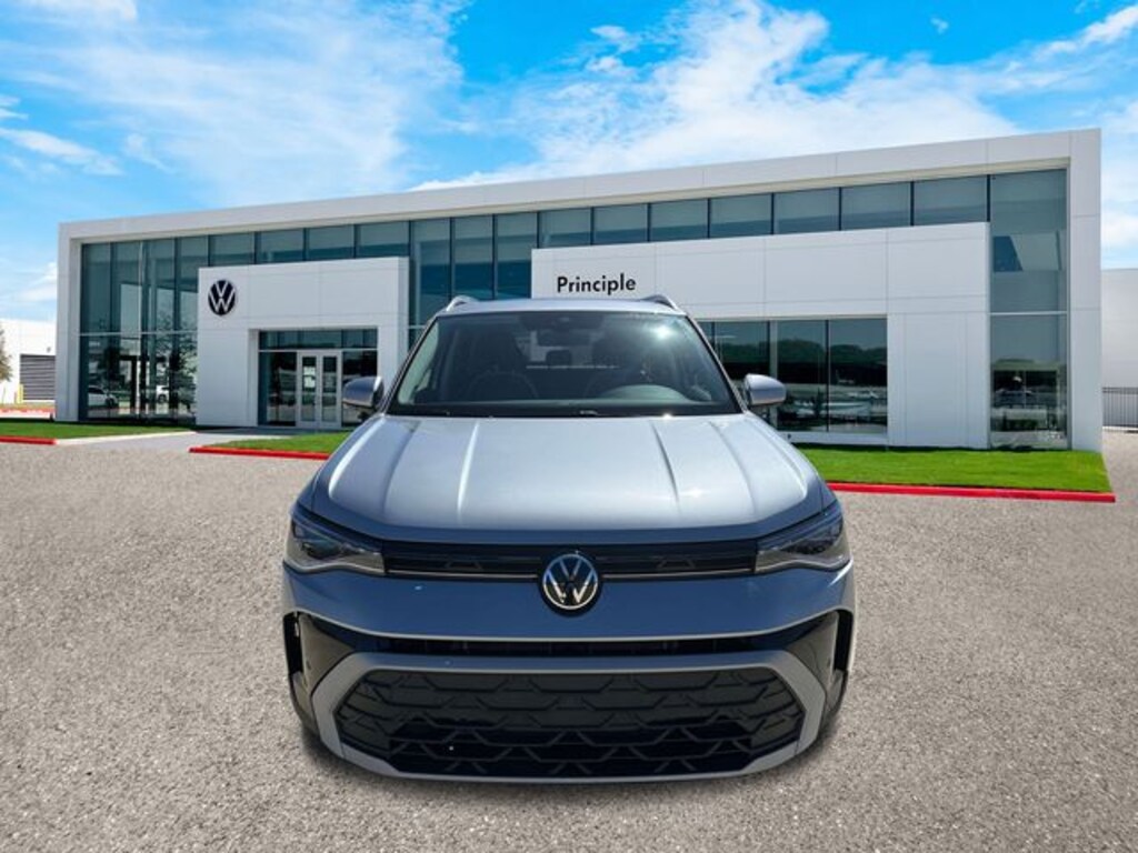 New 2025 Volkswagen Taos 1.5T SE SUV