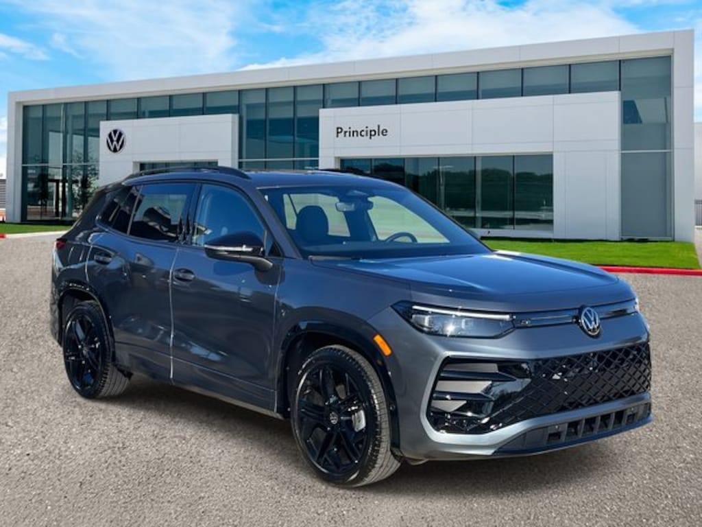 New 2026 Volkswagen Tiguan 2.0T SE R-Line Black SUV