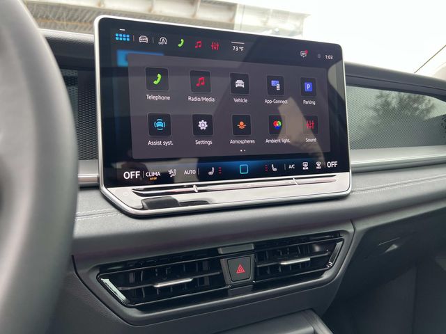 2026 Volkswagen Tiguan SE - Photo 17