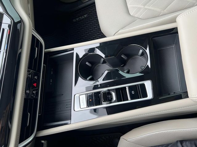 2026 Volkswagen Atlas SEL Premium R-Line - Photo 17