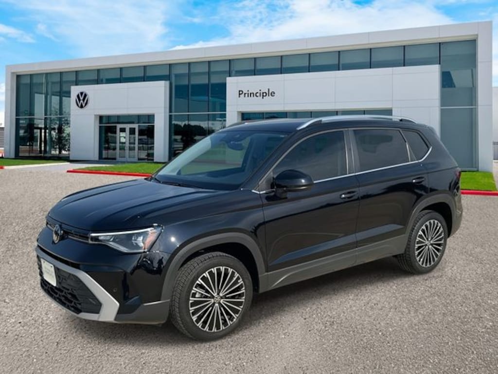 New 2025 Volkswagen Taos 1.5T SE SUV