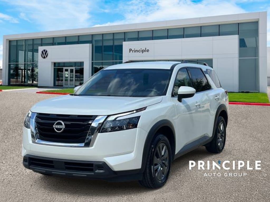 Used 2024 Nissan Pathfinder SV SUV