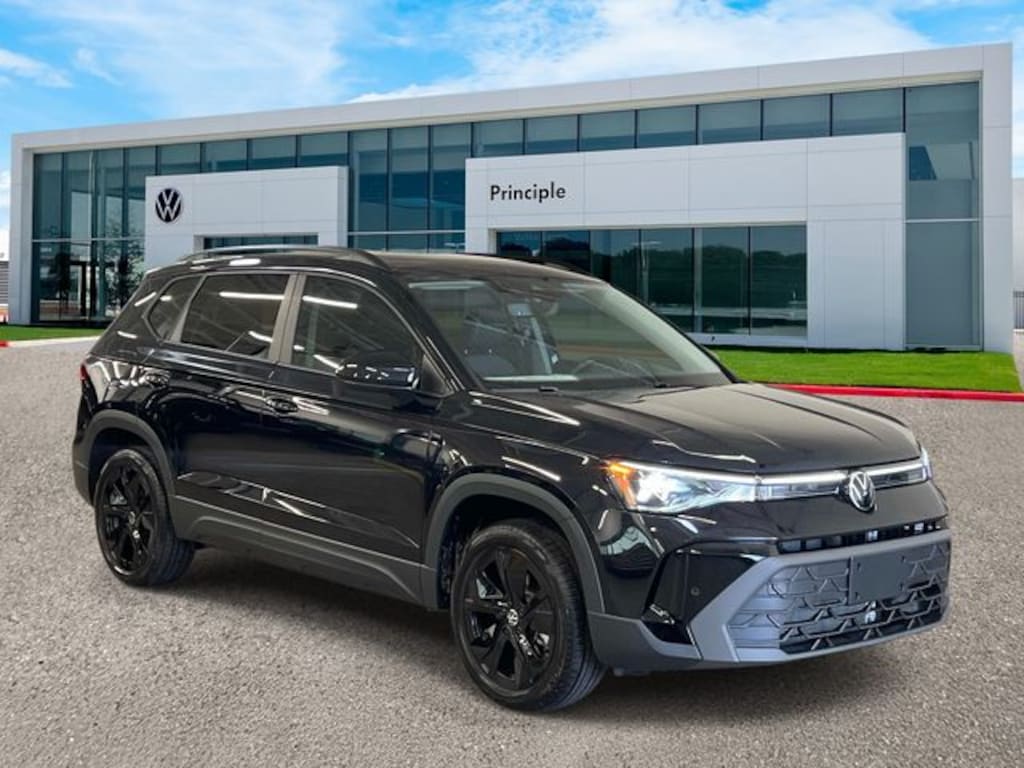New 2026 Volkswagen Taos 1.5T SE Black SUV