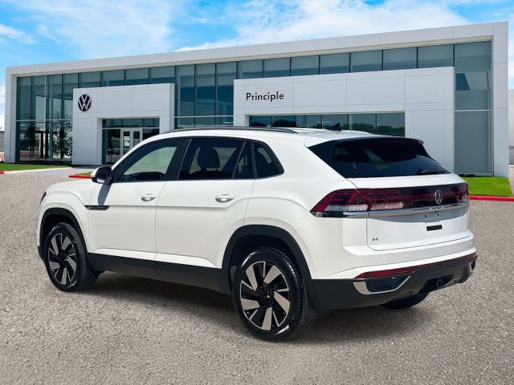 New 2026 Volkswagen Atlas Cross Sport 2.0T SE w/Technology SUV