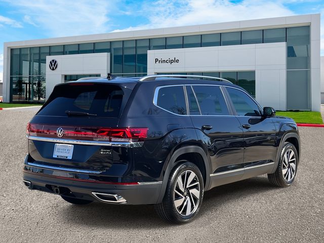 2026 Volkswagen Atlas SEL photo 2