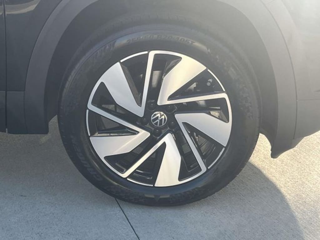 New 2026 Volkswagen Atlas 2.0T SE w/Technology SUV