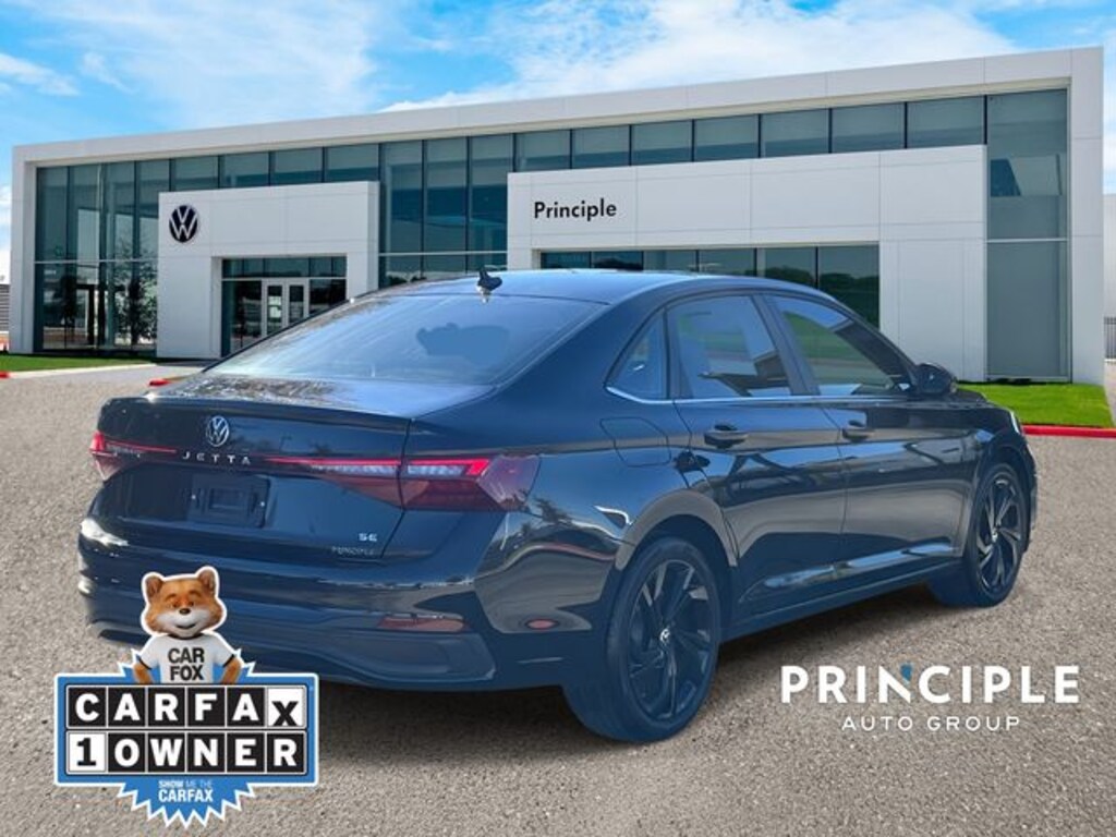 Used 2025 Volkswagen Jetta 1.5T SE Sedan