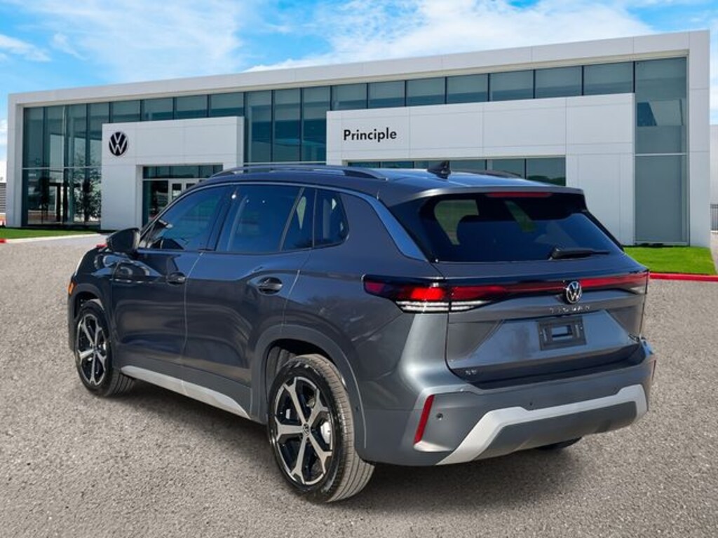 New 2026 Volkswagen Tiguan 2.0T SE SUV