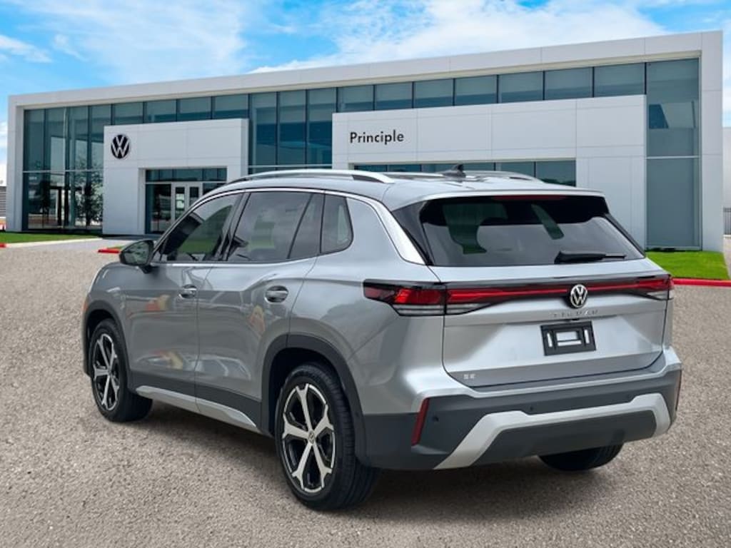 New 2026 Volkswagen Tiguan 2.0T SE SUV