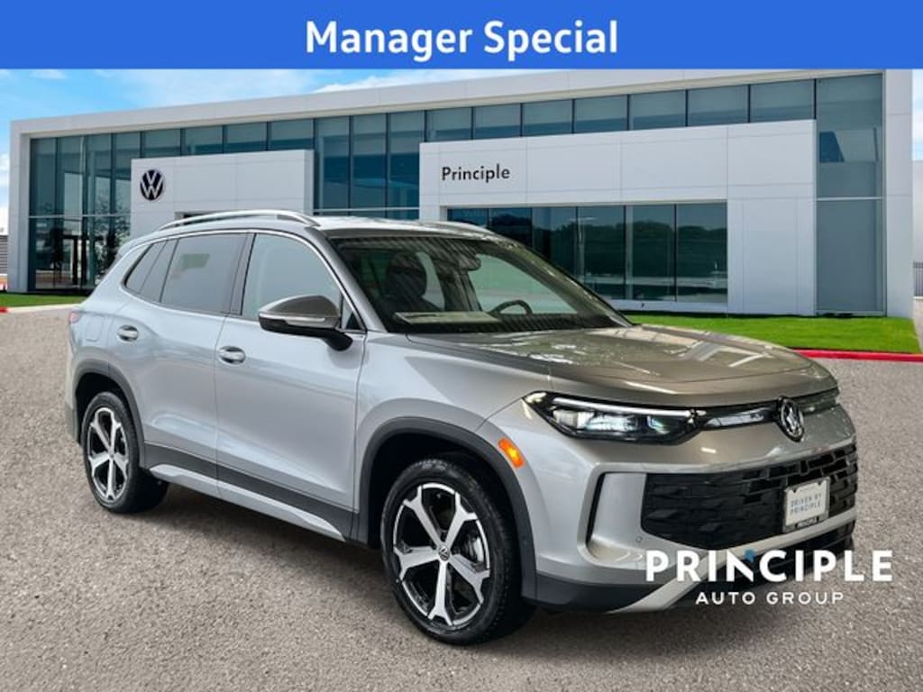 New 2025 Volkswagen Tiguan 2.0T SE SUV