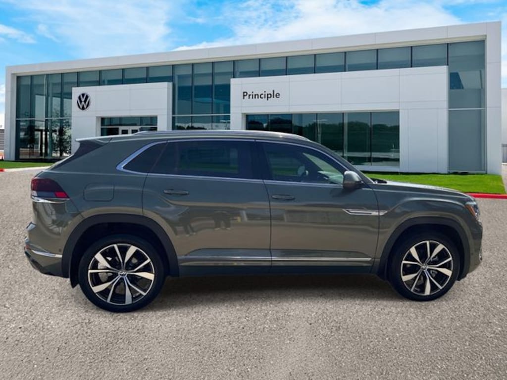 New 2026 Volkswagen Atlas Cross Sport SEL Premium R-Line SUV