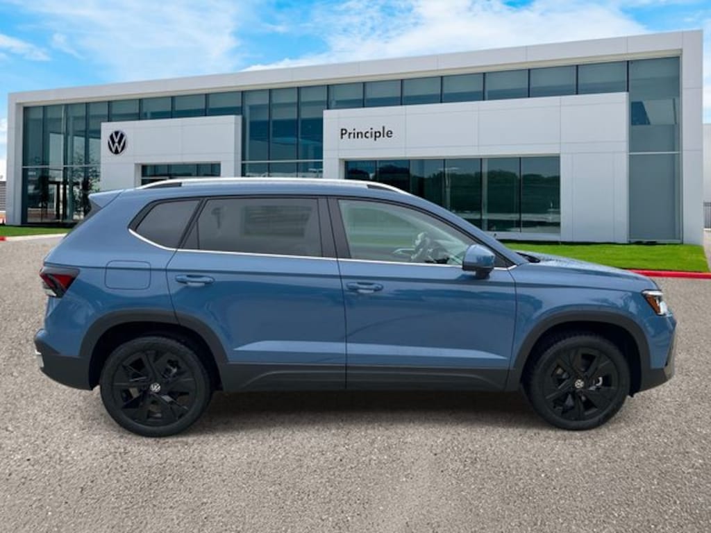 New 2026 Volkswagen Taos 1.5T SE SUV