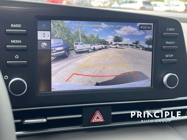 2025 Hyundai Elantra SEL - Photo 20